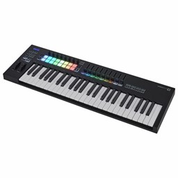 Mostrar informações para Teclado Novation Launchkey 49 MK3 Imagem de Teclado Novation Launchkey 49 MK3