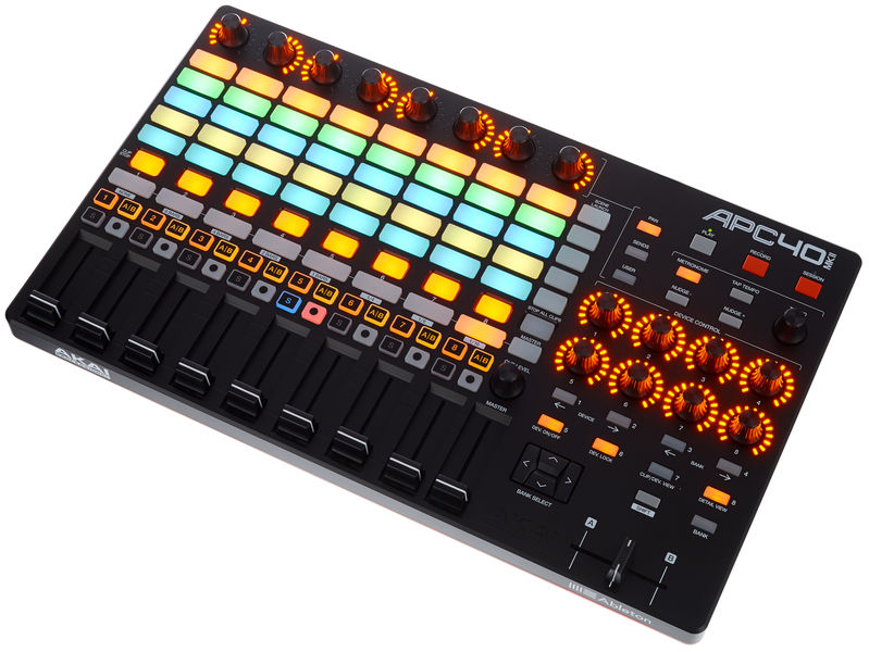 Imagem de Controlador USB AKAI APC 40 MKII